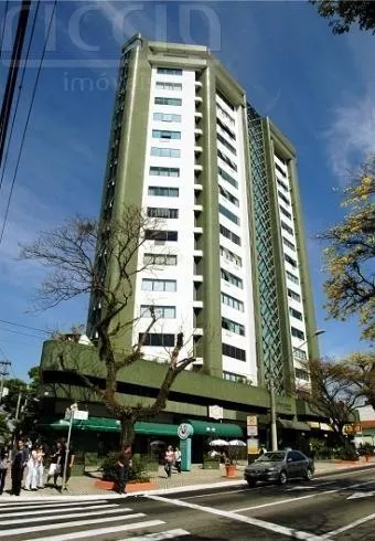 Salas/conjuntos à venda em Centro São José dos Campos