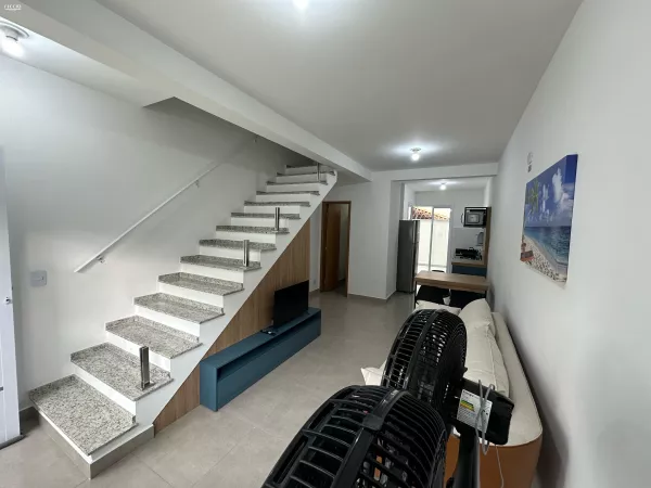 Casa em condomínio com 2 quartos à venda em Praia do Capricórnio Caraguatatuba