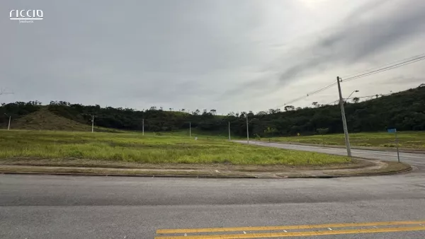 Terreno à venda em Condomínio Recanto da Baronesa São José dos Campos