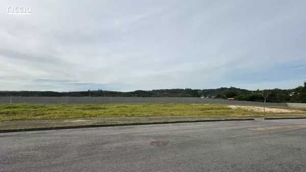 Terreno à venda em Condomínio Recanto da Baronesa São José dos Campos