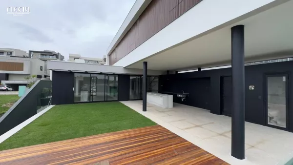 Casa em condomínio com 4 quartos à venda em Urbanova São José dos Campos