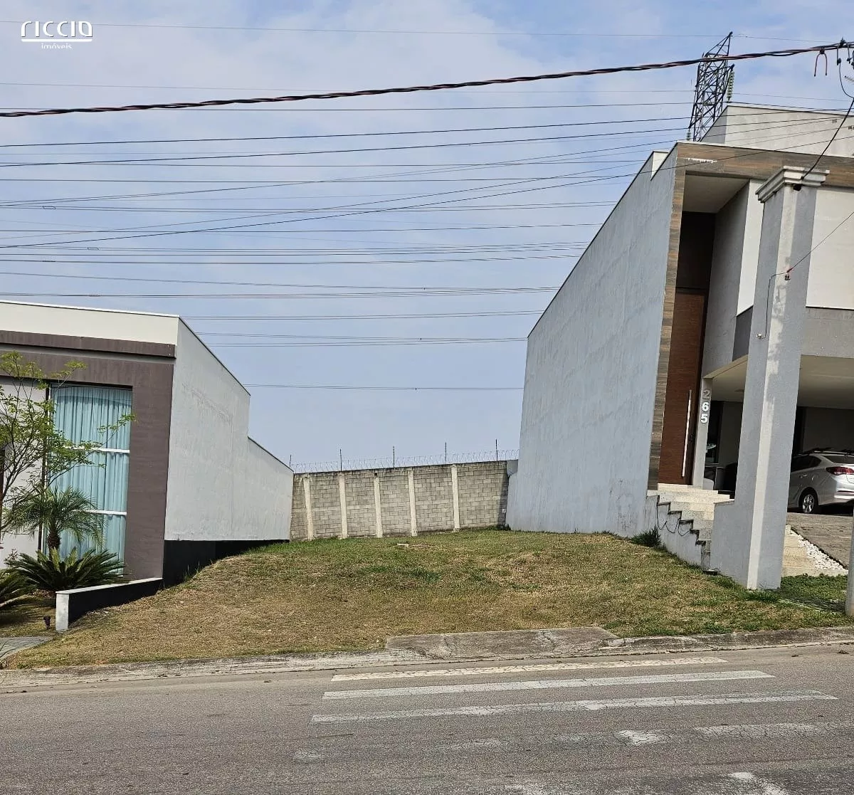 Terreno à venda em Villa Branca Jacareí
