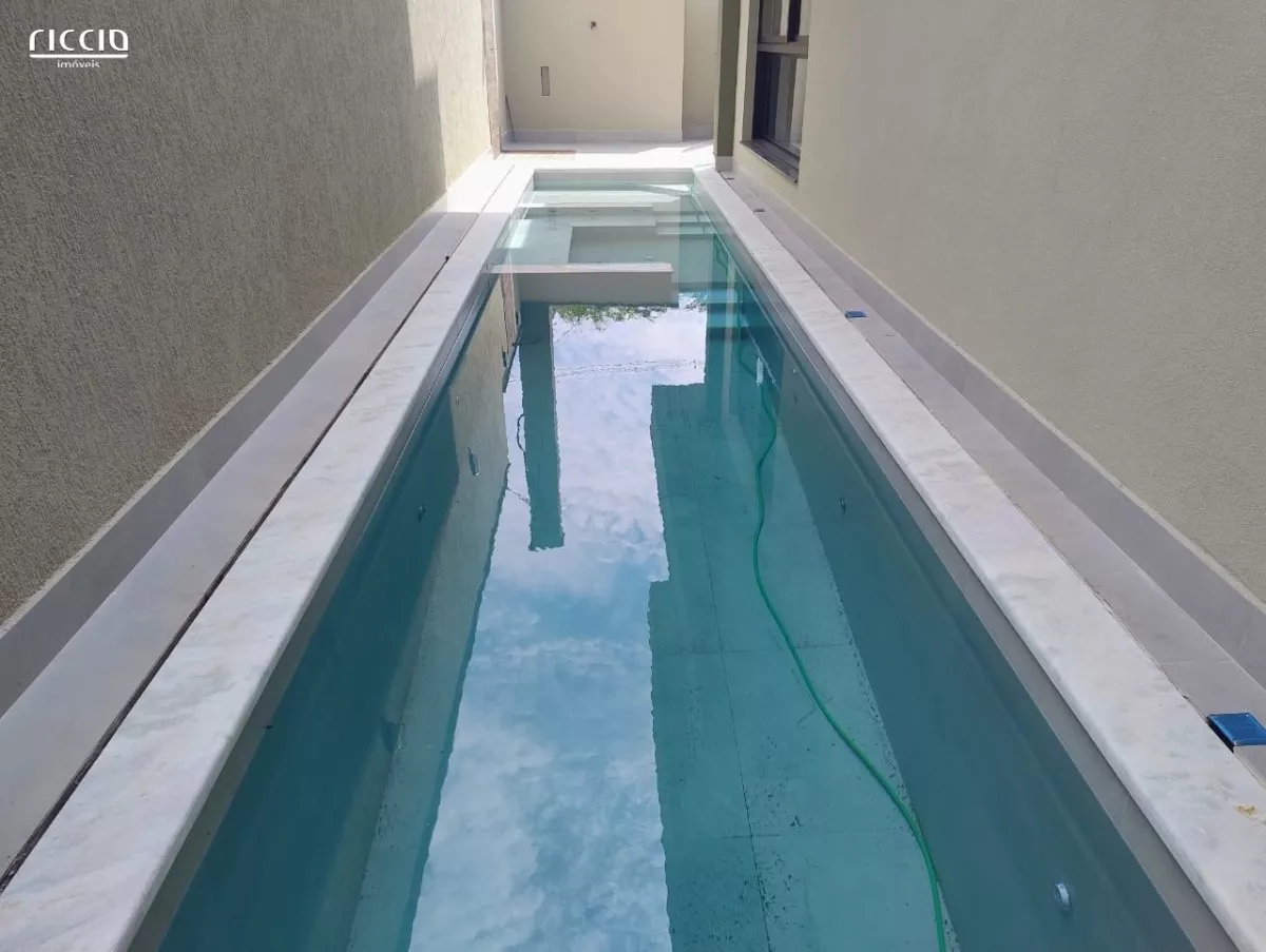 Casa em condomíniocom 4 quartos à venda em Residencial Malibu Caçapava