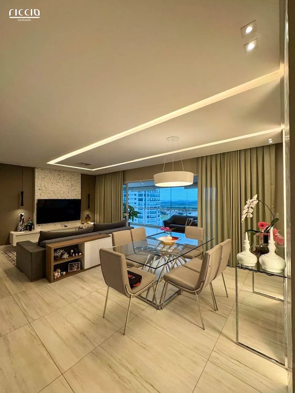 Apartamentocom 4 quartos à venda em Jardim Aquarius São José dos Campos