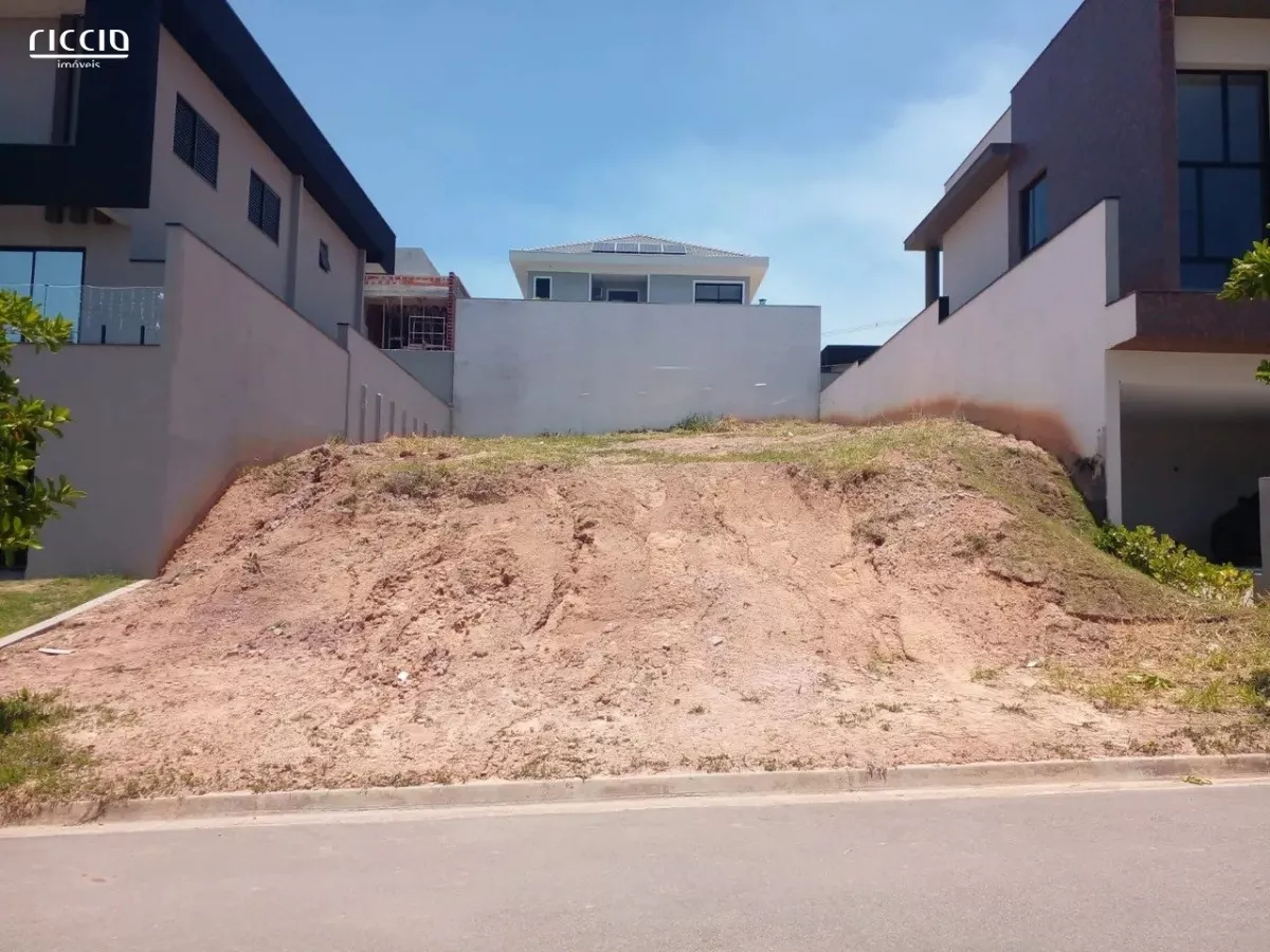 Terreno à venda em Loteamento Verana São José dos Campos