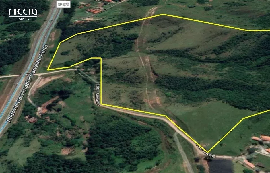 Terreno à venda em Jardim Colônia Jacareí