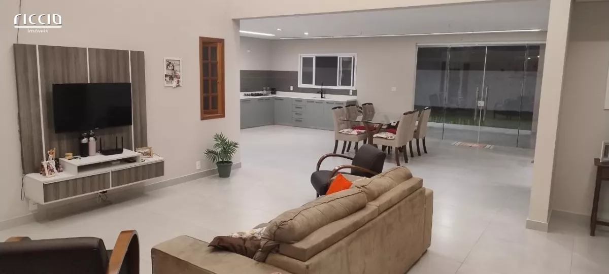 Casa em condomíniocom 4 quartos à venda em Ecopark Caçapava