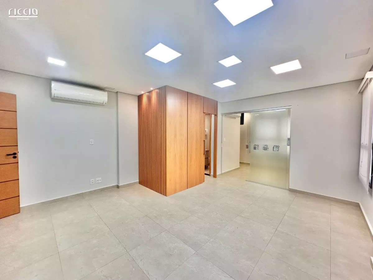 Salas/conjuntos à venda em Centro São José dos Campos