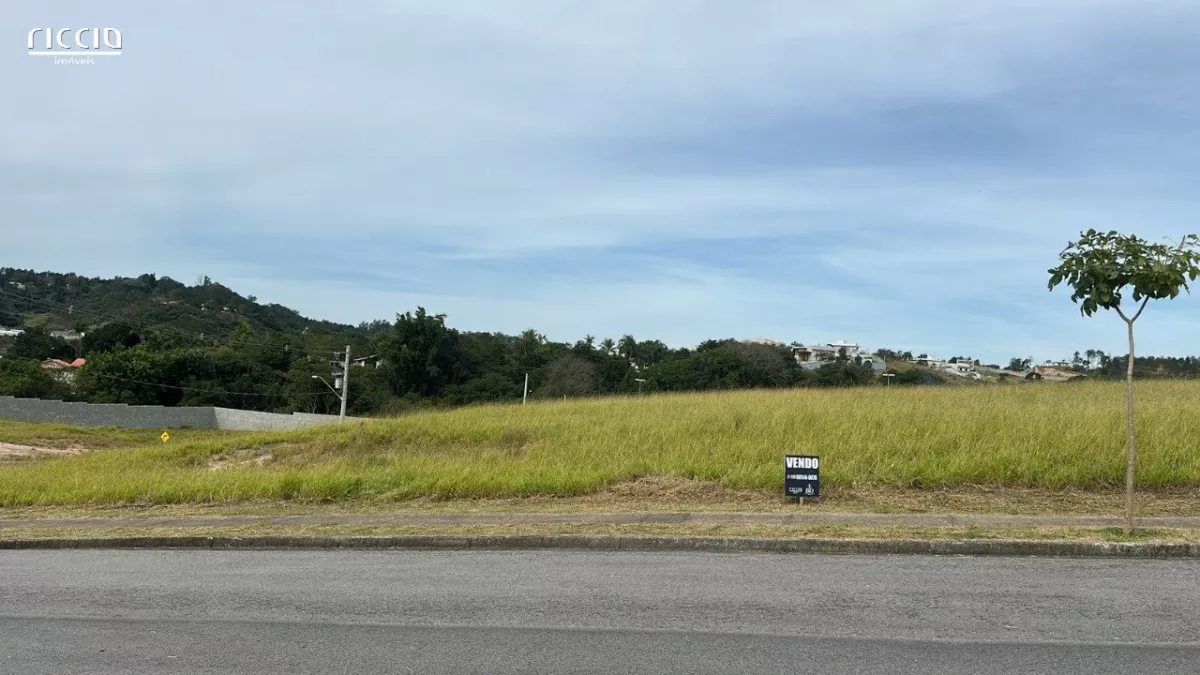 Terreno à venda em Condomínio Recanto da Baronesa São José dos Campos
