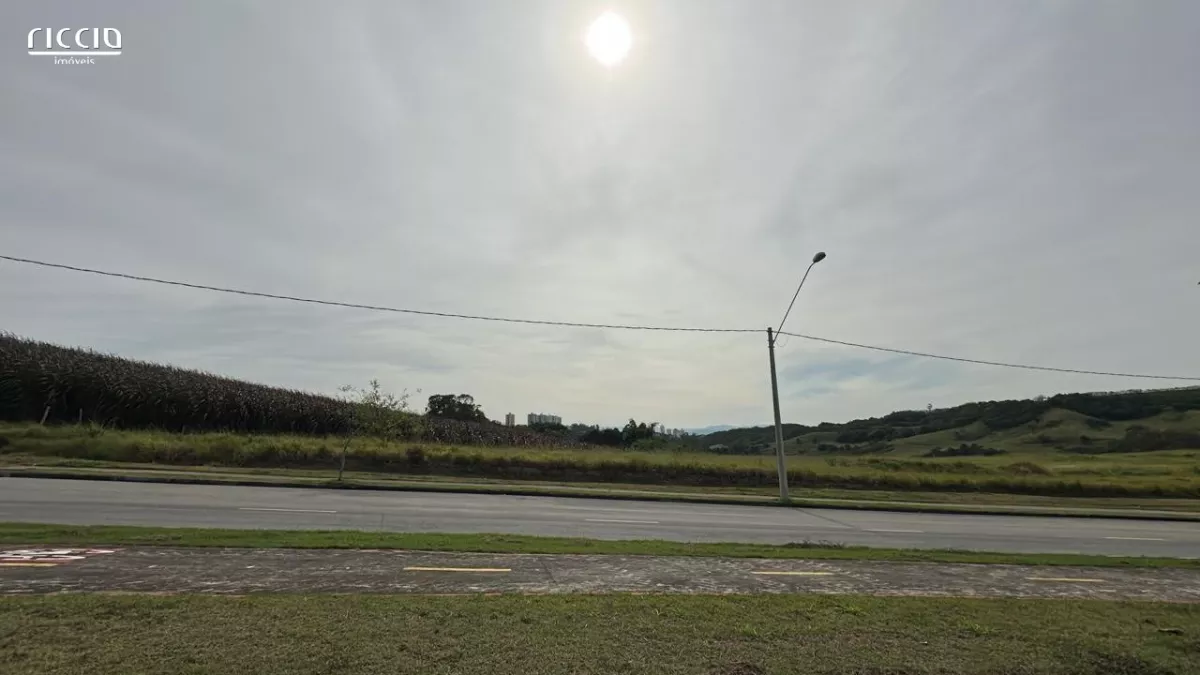 Terreno à venda em Condomínio Recanto da Baronesa São José dos Campos