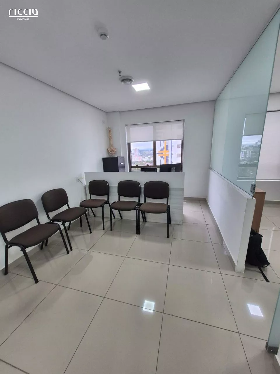 Salas/conjuntos à venda em Jardim Aquarius São José dos Campos