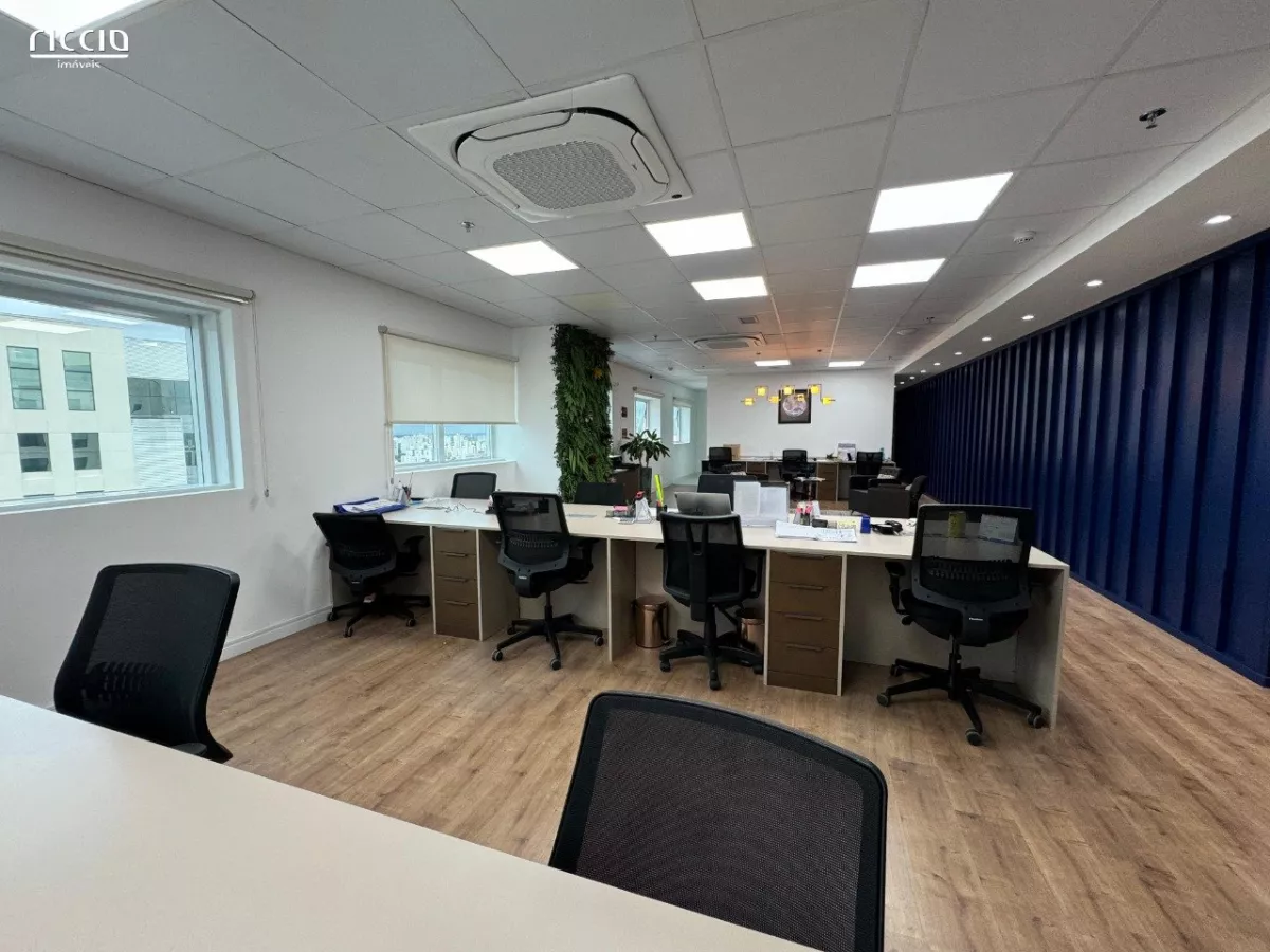 Salas/conjuntos à venda em Jardim das Colinas São José dos Campos