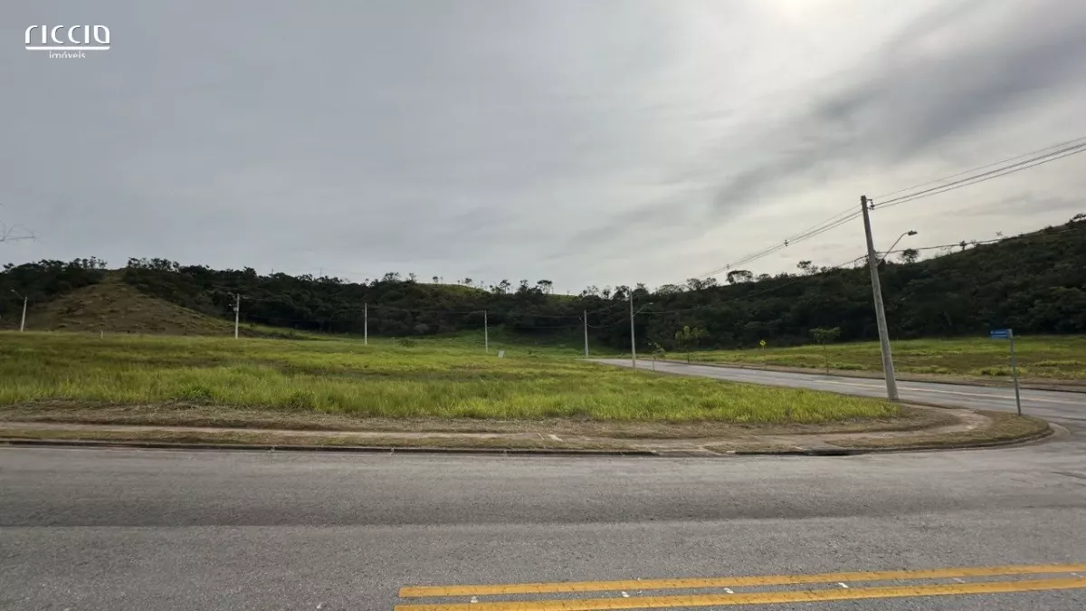 Terreno à venda em Condomínio Recanto da Baronesa São José dos Campos
