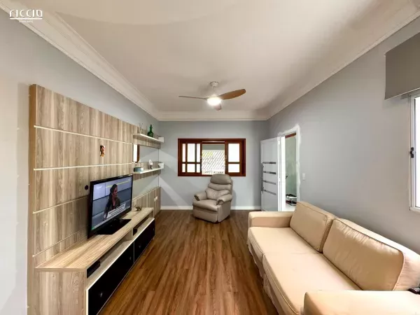 Casa com 3 quartos à venda em Jardim das Indústrias São José dos Campos