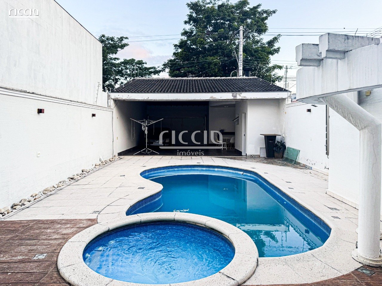 Casa em Villa Branca, Jacareí - Riccio Imóveis