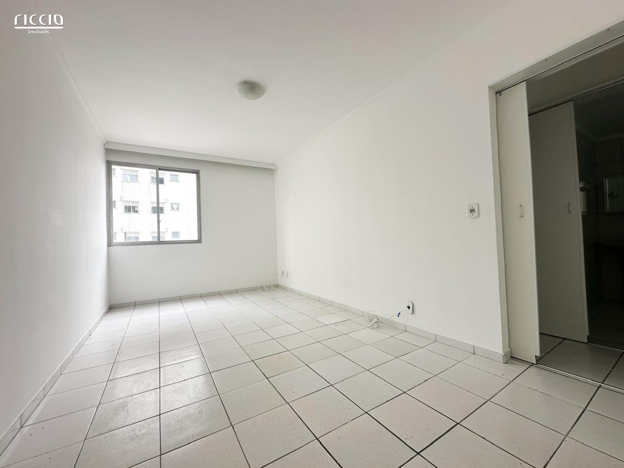 Apartamento em Vila Adyana, São José dos Campos - Riccio Imóveis