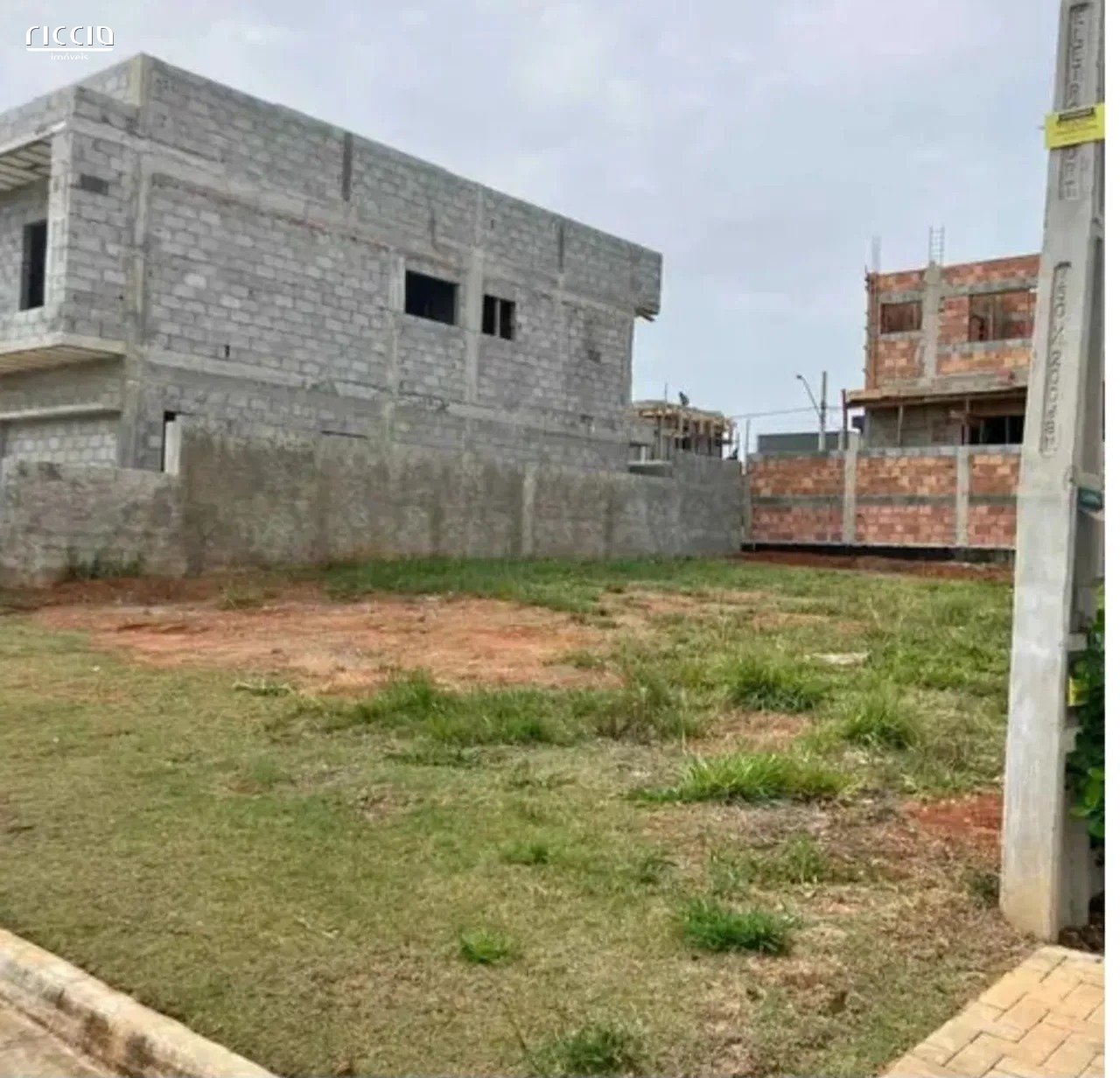 Terreno em Bairro da Floresta, São José dos Campos - Riccio Imóveis