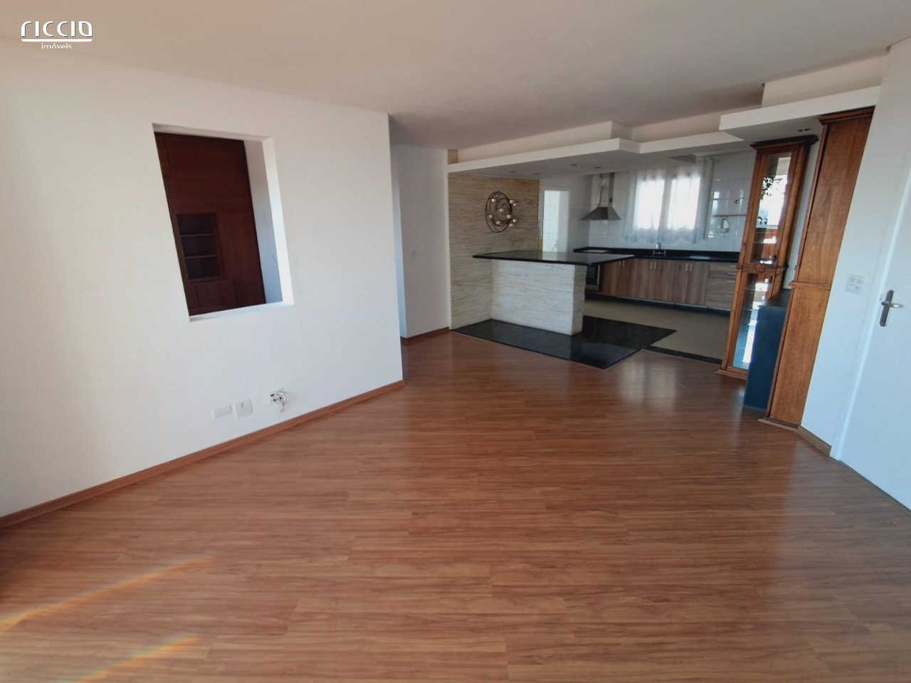 Apartamento em Bosque dos Eucaliptos, São José dos Campos - Riccio Imóveis