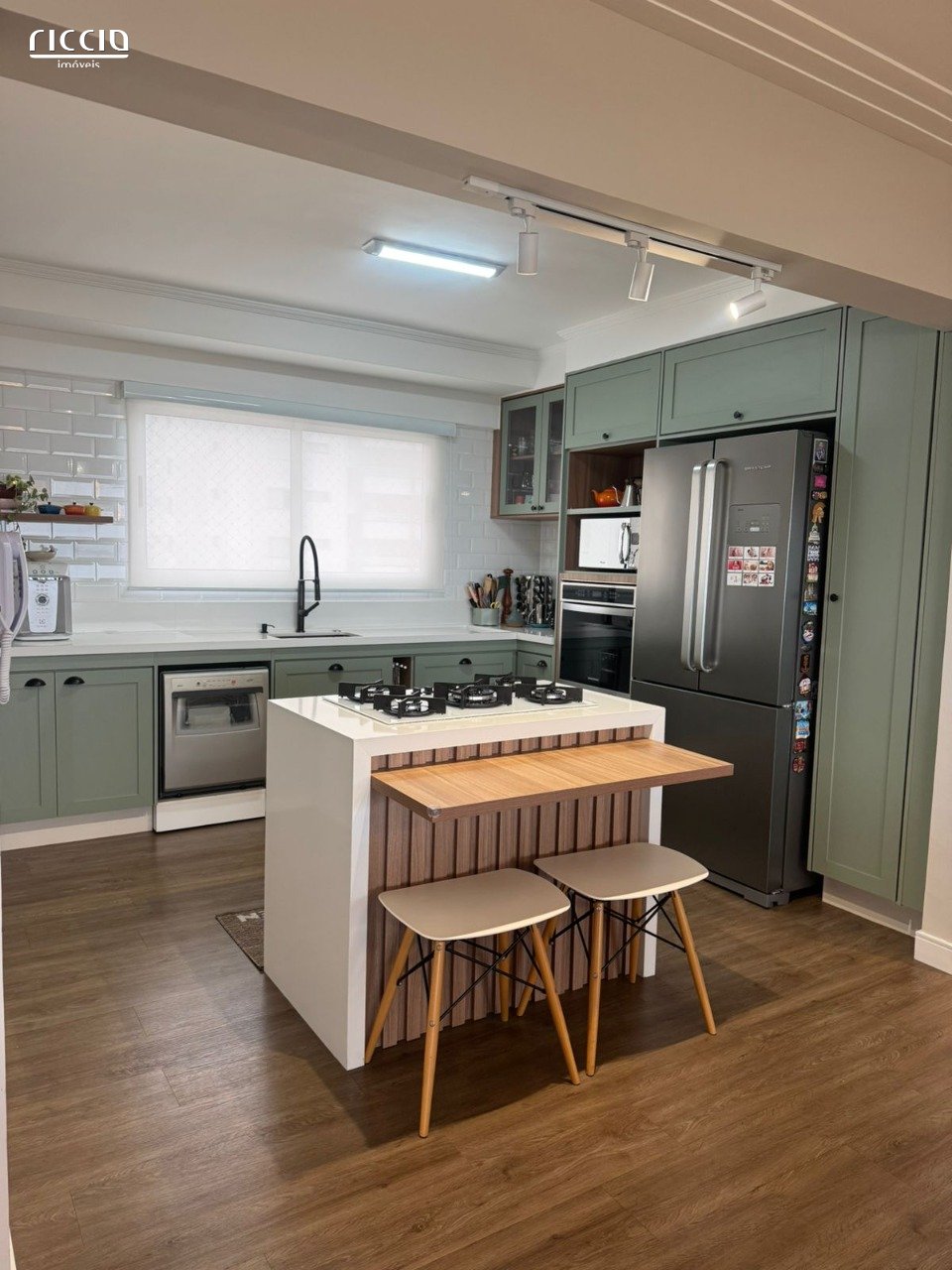 Apartamento em Jardim Aquarius, São José dos Campos - Riccio Imóveis