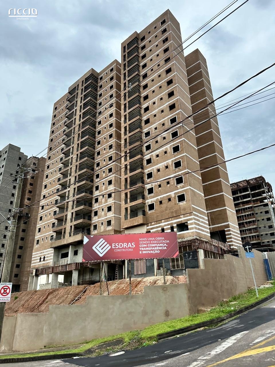Apartamento em Urbanova, São José dos Campos - Riccio Imóveis