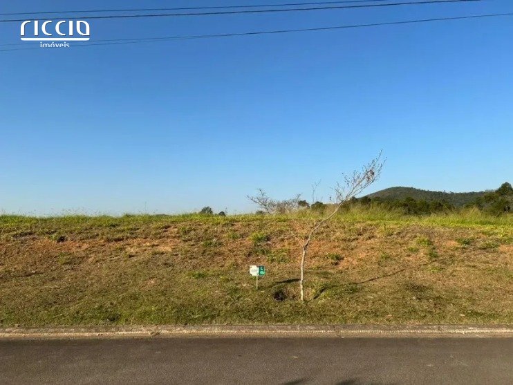 Terreno à venda em Jambeiro Jambeiro