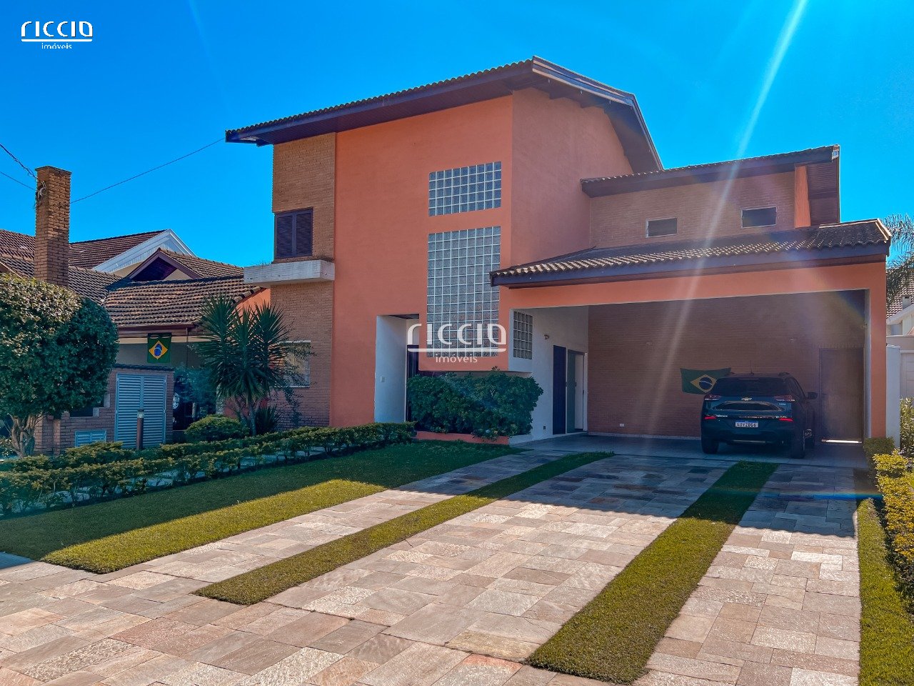 Casa em Condomínio em Esplanada do Sol, São José dos Campos - Riccio Imóveis