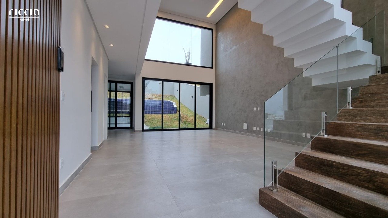 Casa em Condomínio em Urbanova, São José dos Campos - Riccio Imóveis