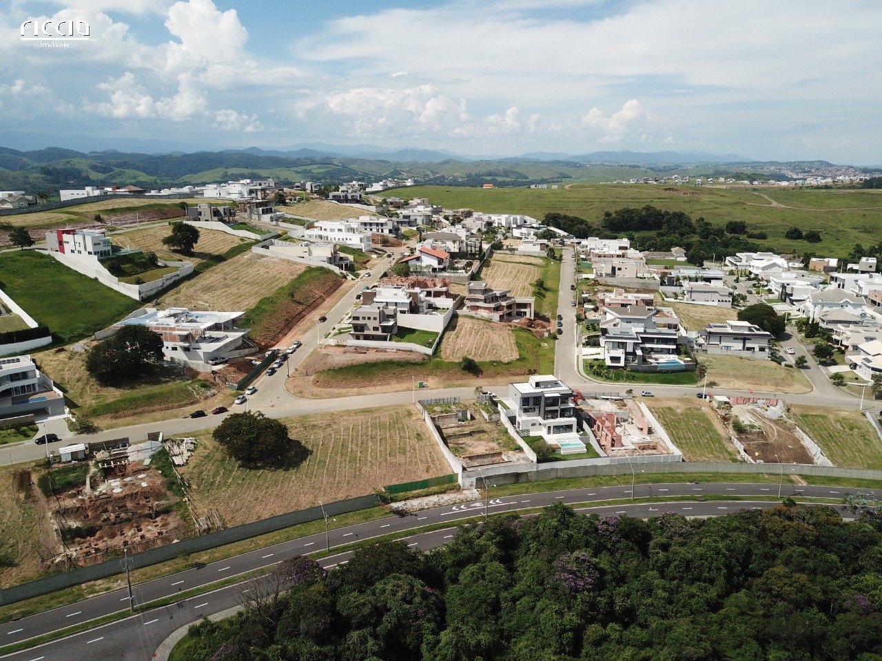Terreno em Urbanova, São José dos Campos - Riccio Imóveis