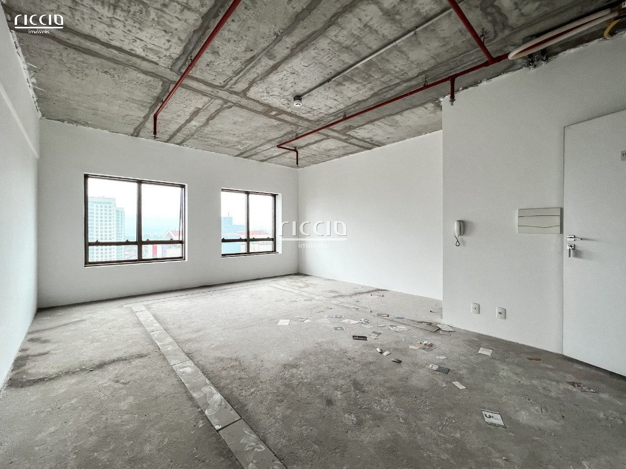 Salas/conjuntos à venda em Jardim Aquarius São José dos Campos